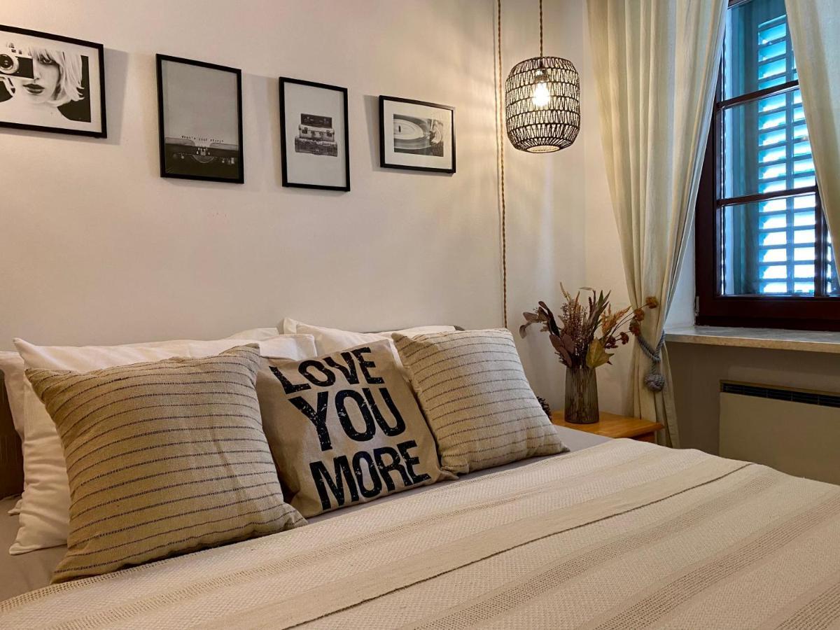 La Casa Di Lola Apartment Rovinj Bagian luar foto